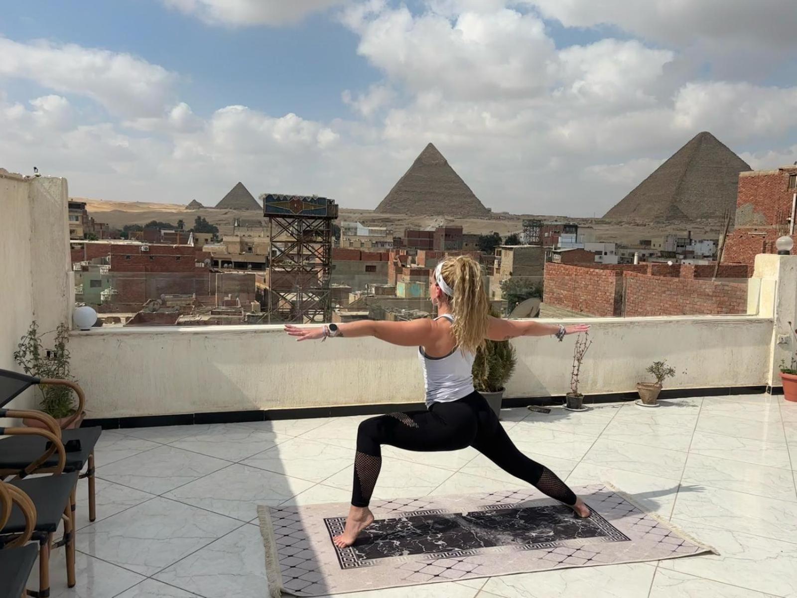 Eagles Pyramids View Hotel Kafrat al Jabal Exterior photo
