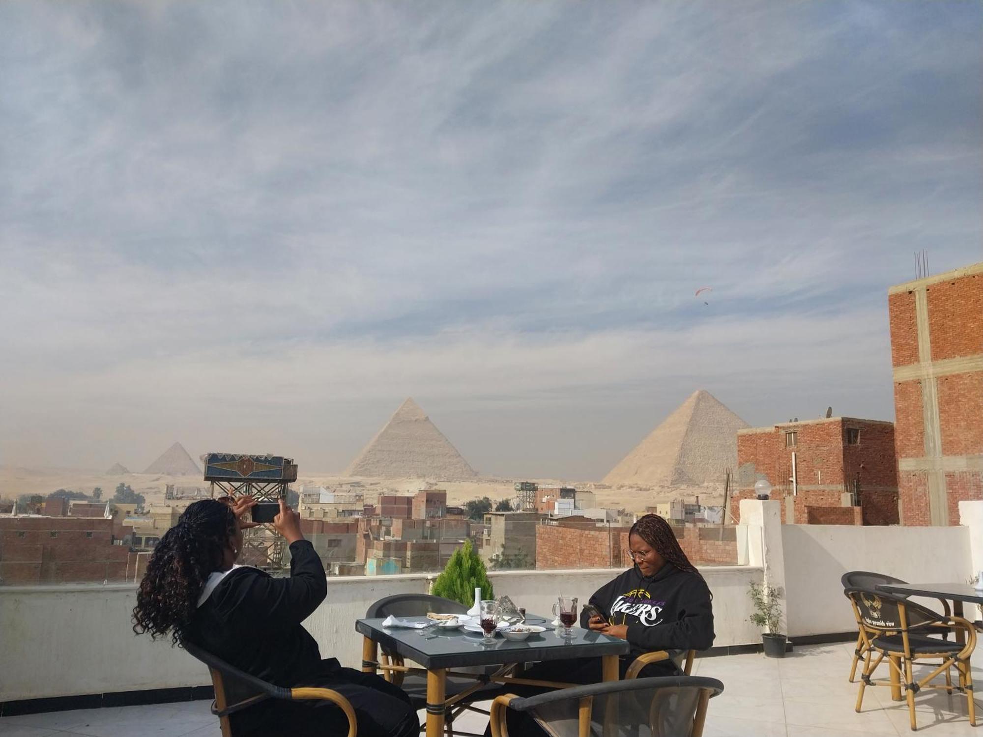 Eagles Pyramids View Hotel Kafrat al Jabal Exterior photo